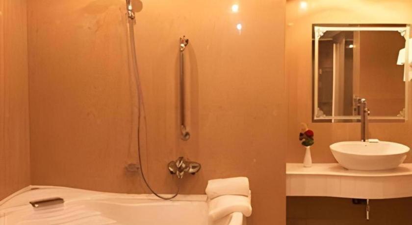 Hotel Ruposhi Bangla Дакка Экстерьер фото